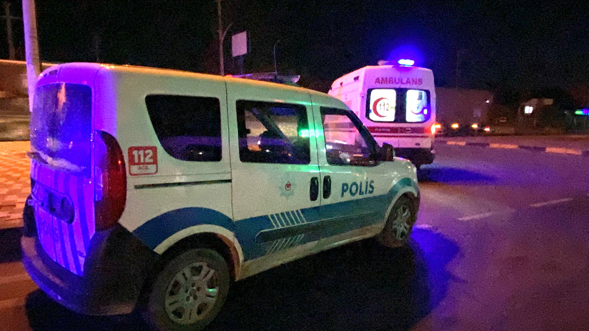 Başpehlivanın kullandığı otomobil TIR'a çarptı