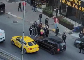 Beylikdüzü'nde öğrencilerin bıçaklı kavgası