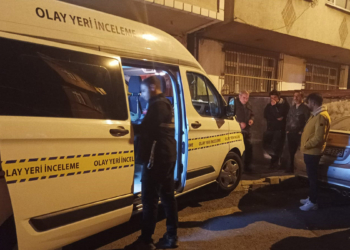 Babasını silahla vurarak öldürdü, kuzenini bıçakladı