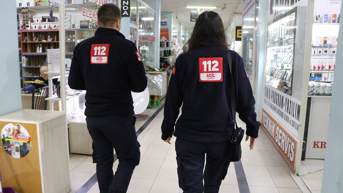 Van'ın Edremit ilçesinde, 112 Acil Komuta Kontrol Merkezi'ne, 3 yılda 5 milyon 130 bin çağrı geldi. Çağrıların yüzde 82'si gereksiz çıktı.