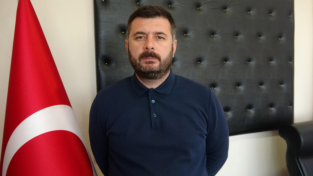 Keler cinsi köpek balığı denize bırakıldı