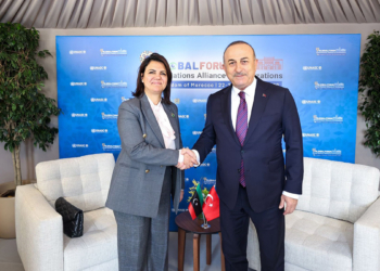 Çavuşoğlu İspanyol ve Libyalı mevkidaşlarıyla görüştü