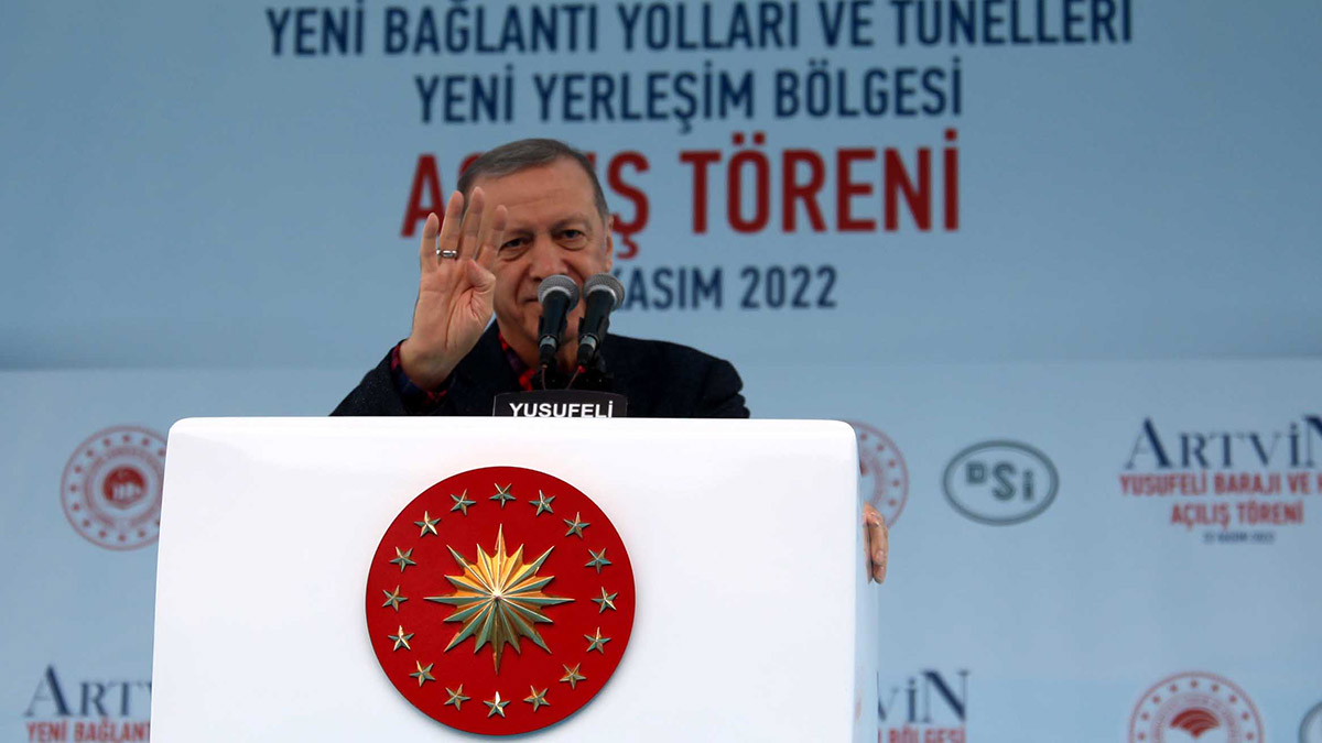 SİHA'mızla teröristlerin tepesindeyiz