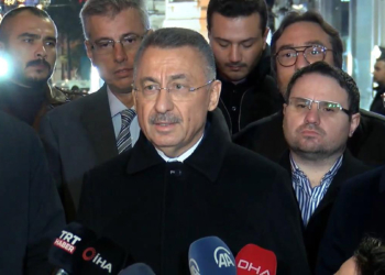 Fuat Oktay İstiklal Caddesi'nde inceleme yaptı