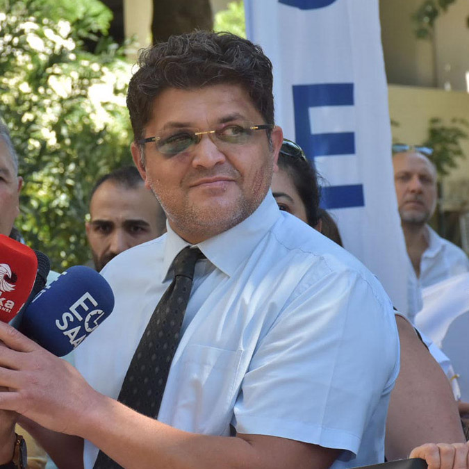 Doktoru dövdükleri sopa silah sayılan 3 kardeşe 6 yıl 9'ar ay hapis istemi.