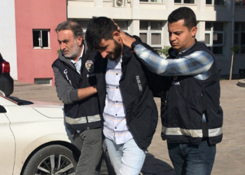 Tabancayla sokağa rastgele ateş açan adam 1 kişiyi öldürdü