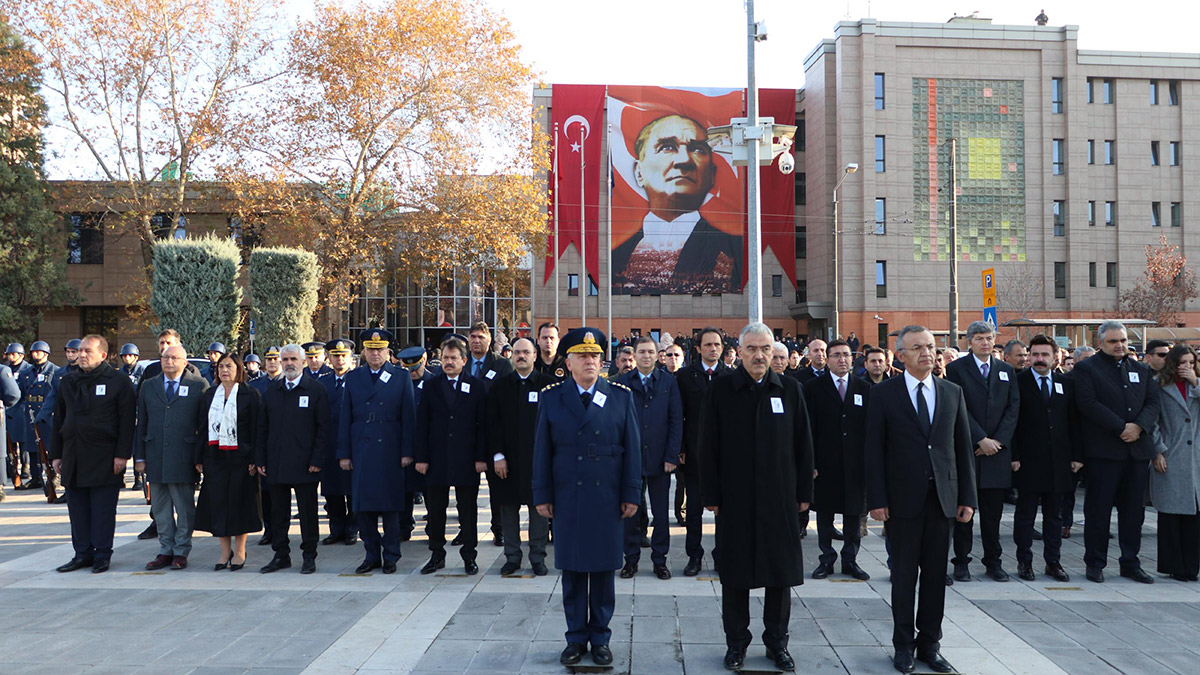 Eskişehir'de 10 Kasım töreni