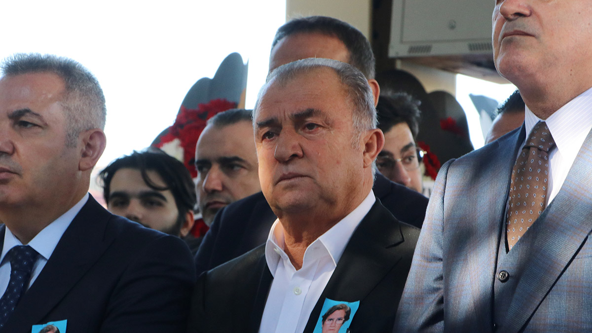 Fatih Terim'in annesi toprağa verildi