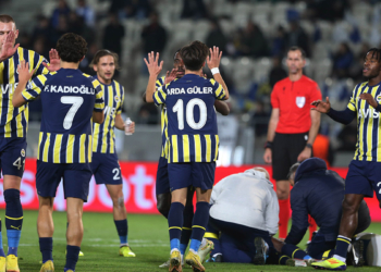 Fenerbahçe UEFA Avrupa Ligi son maçında 16 turuna yükseldi