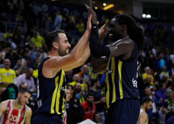 Fenerbahçe Beko Kızılyıldız'ı 93-79 mağlup etti