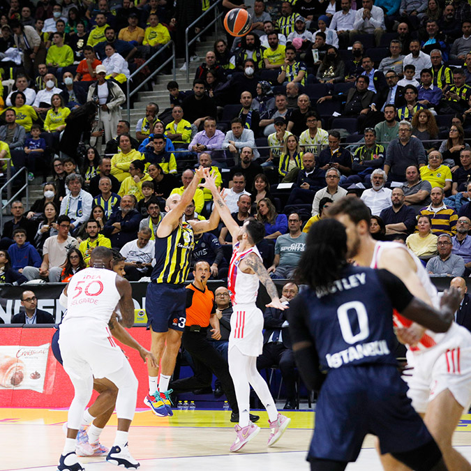 Fenerbahçe Beko Kızılyıldız'ı 93-79 mağlup etti