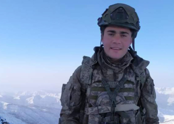 Şehit Er Mustafa Öztürk'ün acı haberi baba evine ulaştı