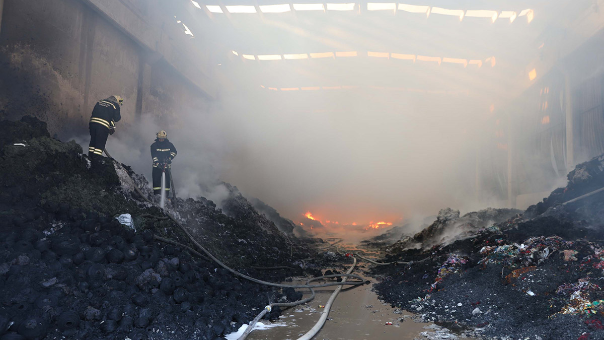 Gaziantep'te tekstil fabrikasında yangın