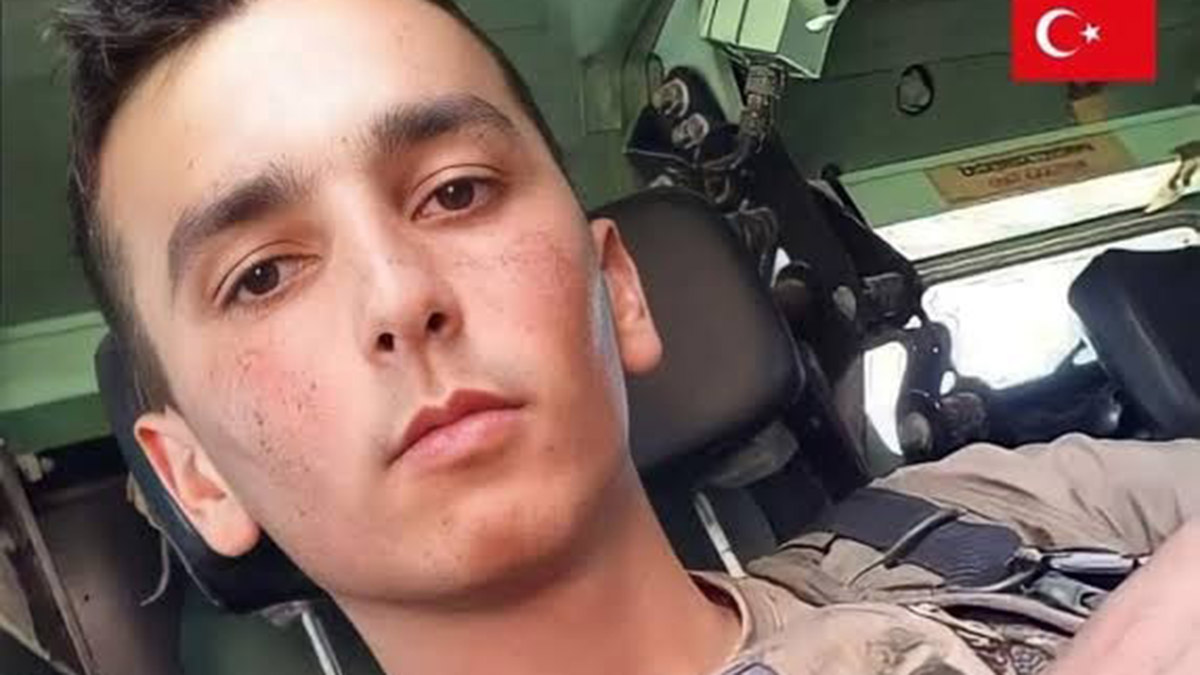 Sözleşmeli Er İsmail Ünal'ın acı haberi baba evine ulaştı