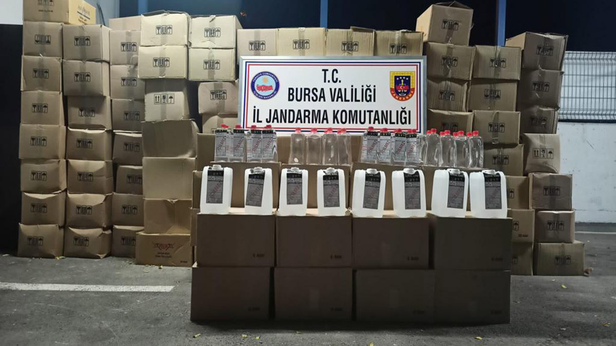 Güzellik salonu görünümlü depoya baskın