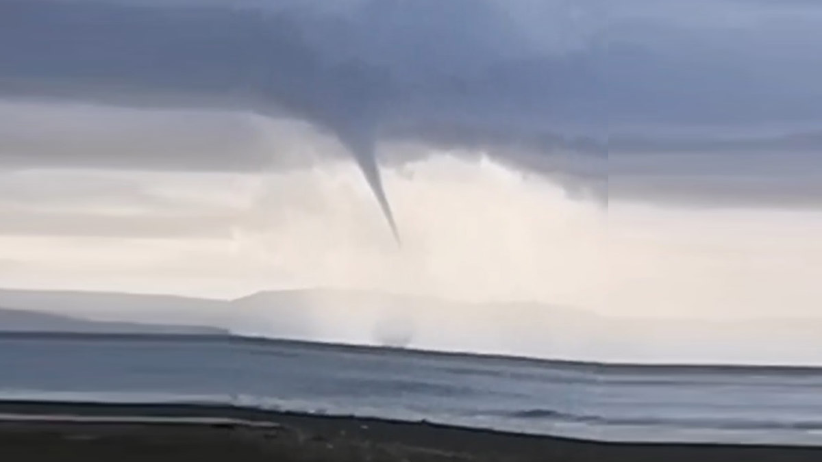 Hatay'da denizde hortum