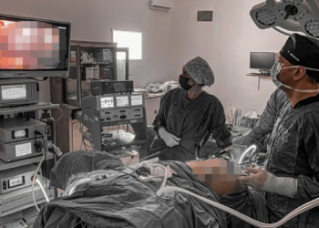 İç organları ters olan hasta ameliyat oldu