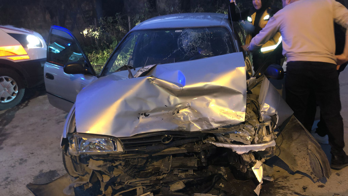 İki otomobilin çarpıştığı kazada 1 kişi öldü