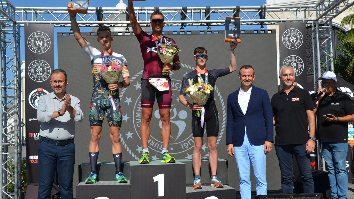 Antalya'da düzenlenen Ironman Türkiye yarışında erkeklerde Litvanya'dan Artyom Soloduha, kadınlarda İngiltere'den Jordan Matthews birinciliği elde etti.