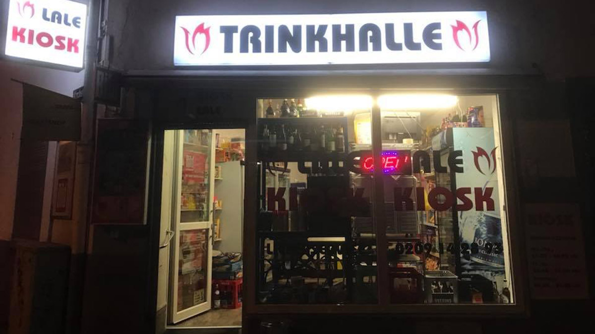 İşlettiği büfeyi soymaya kalkışan 3 kişiyi kovaladı