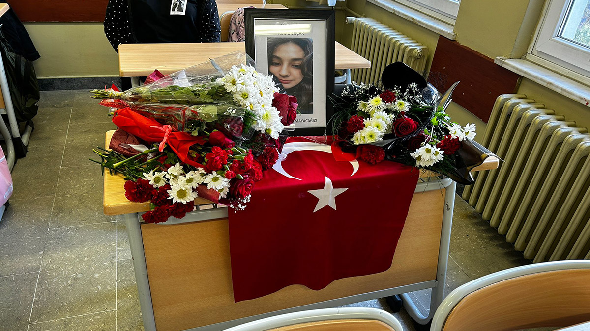 Terör saldırısında ölen Yağmur Uçar için okulda tören