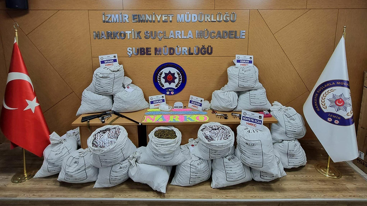 İzmir'de uyuşturucu ile mücadele; 325 tutuklama