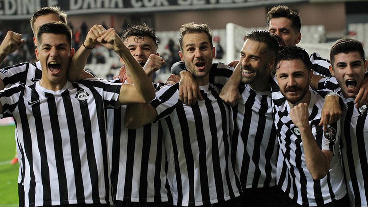 Göztepe ve Altay derbide karşı karşıya gelecek