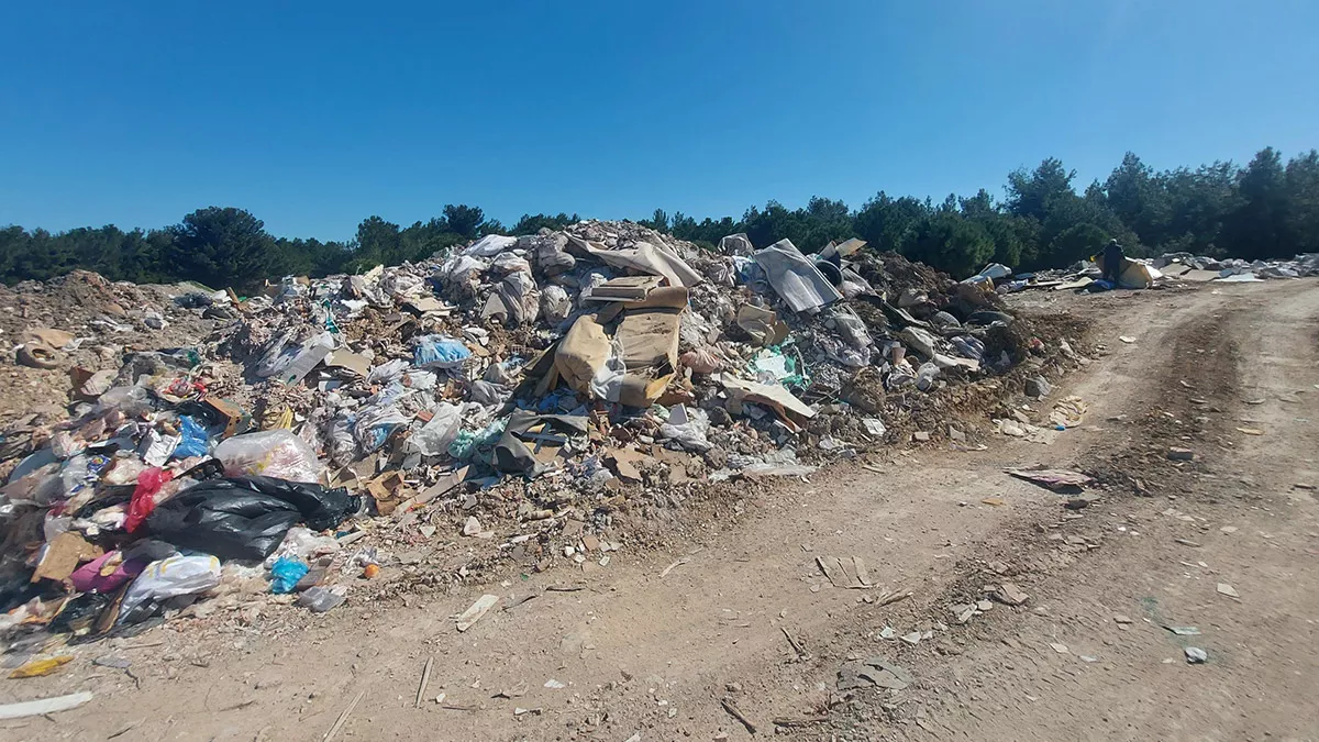 Çevre, şehircilik ve i̇klim değişikliği bakanlığı, ‘i̇zmir 2021 yılı çevre durum raporu’nu yayımladı. Raporda; hava, su, çevre, atık gibi çeşitli açılardan i̇zmir'in çevre durumu ele alındı.