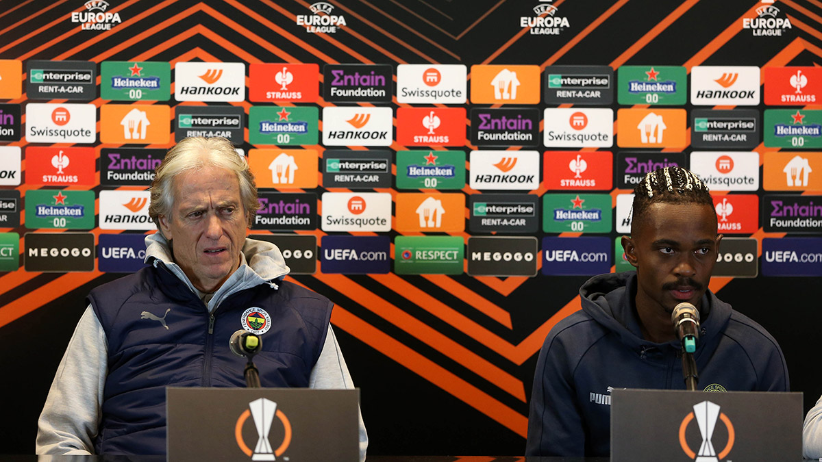 Grubu birinci sırada bitirmek istiyoruz