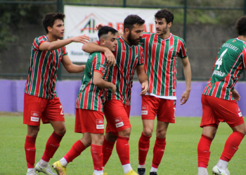 Karşıyaka performansıyla zirveye çıktı