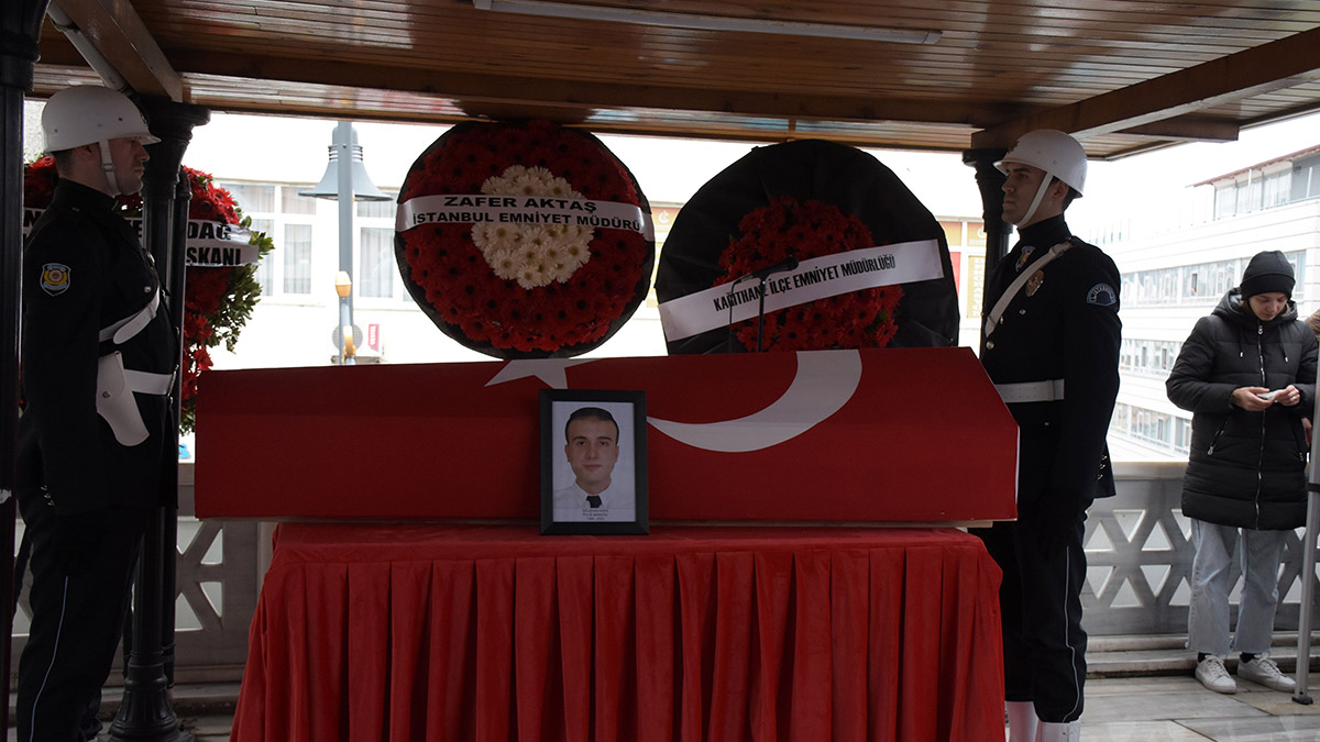 Polis Oğuzhan Kara son yolculuğuna uğurlandı