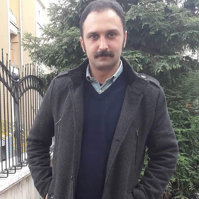 Tiyatrocu Özgür Karataş toprağa verildi