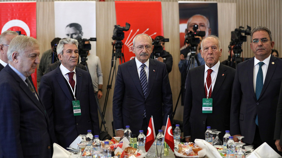 CHP Genel Başkanı Kemal Kılıçdaroğlu, "Orman ile ilgili orman bakanlığının yapacağı her şeyde orman köylüleri, temel aktör olarak görev alacak. Bütün orman köylülerinin sigortası olacak" dedi.