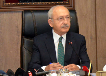 İlk işimiz Suriye'nin meşru yönetimiyle görüşmek olacak