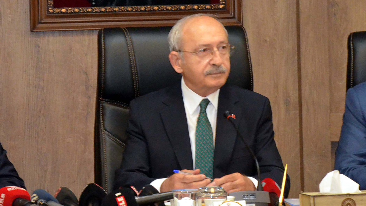 İlk işimiz Suriye'nin meşru yönetimiyle görüşmek olacak