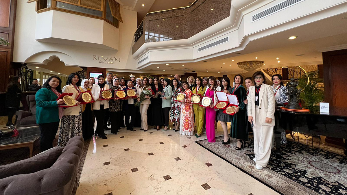 Lider Kadınlar Kulübü'nün ilk toplantısı yapıldı
