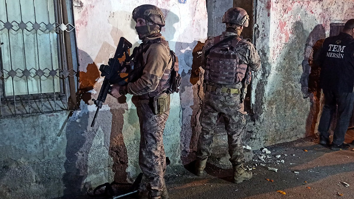 Mersin'de terör örgütü PYD/YPG operasyonu