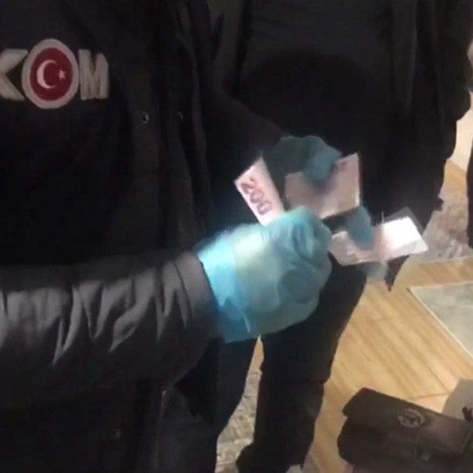 Mersin'de sahte para operasyonu; 9 gözaltı