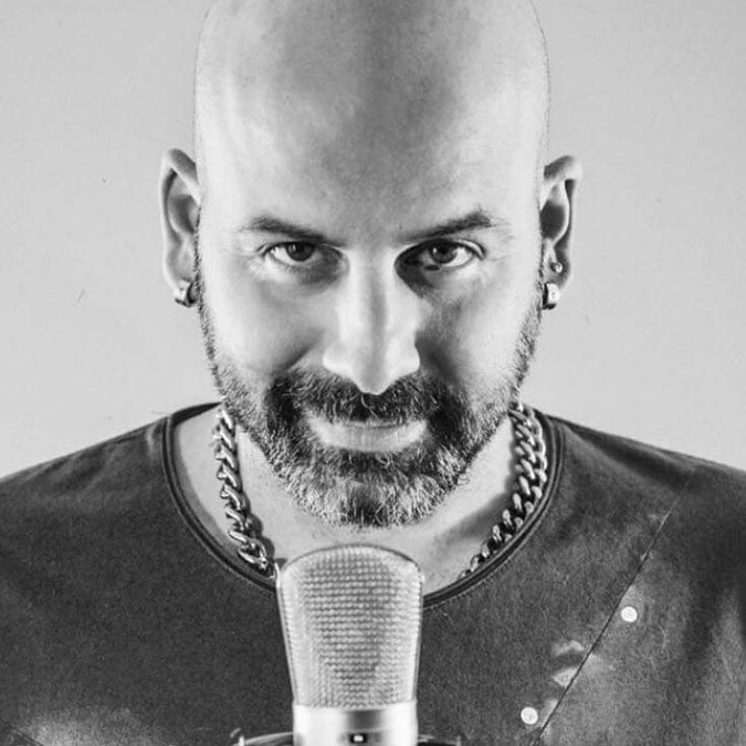 Müzisyen Onur Şener cinayetinde, 5 kişi hakkında 'canavarca hisle adam öldürmek' suçundan ağırlaştırılmış müebbet hapis cezası talep edildi.