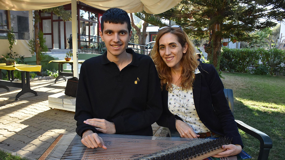 Nar Taneleri Korosu'ndan Selanik'te konser