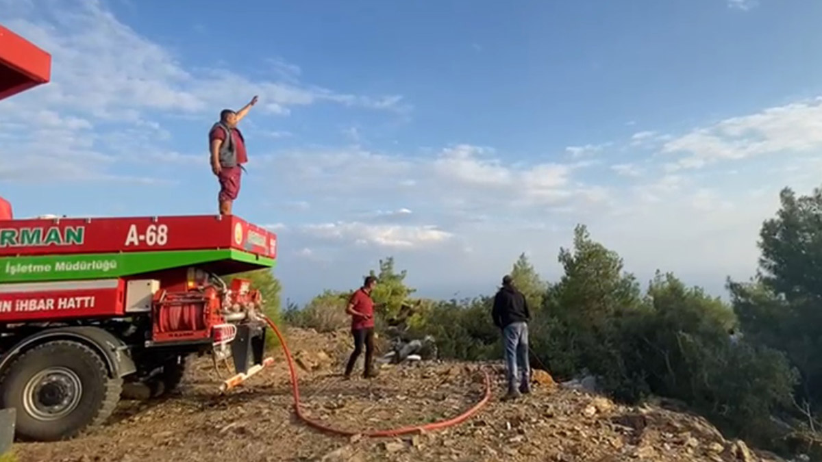 Anamur'a yıldırım düştü