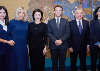 Louvre Müzesi'nde Özbekistan'ın tarihi sergileniyor