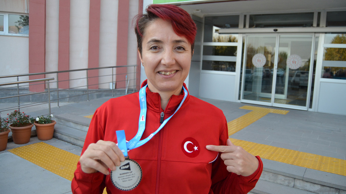 Paris Olimpiyatları'nda altın madalya kazanmak istiyorum