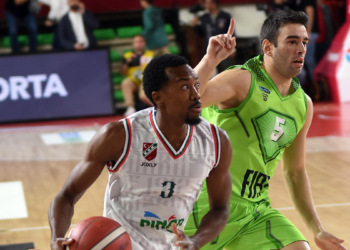 Pınar Karşıyakalı Errick McCollum'un kabus gecesi