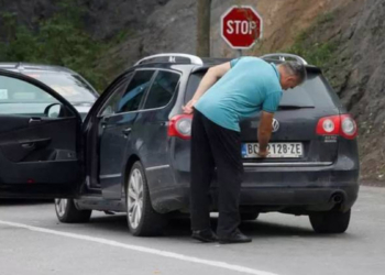 Sırbistan-Kosova arasındaki plaka gerginliği