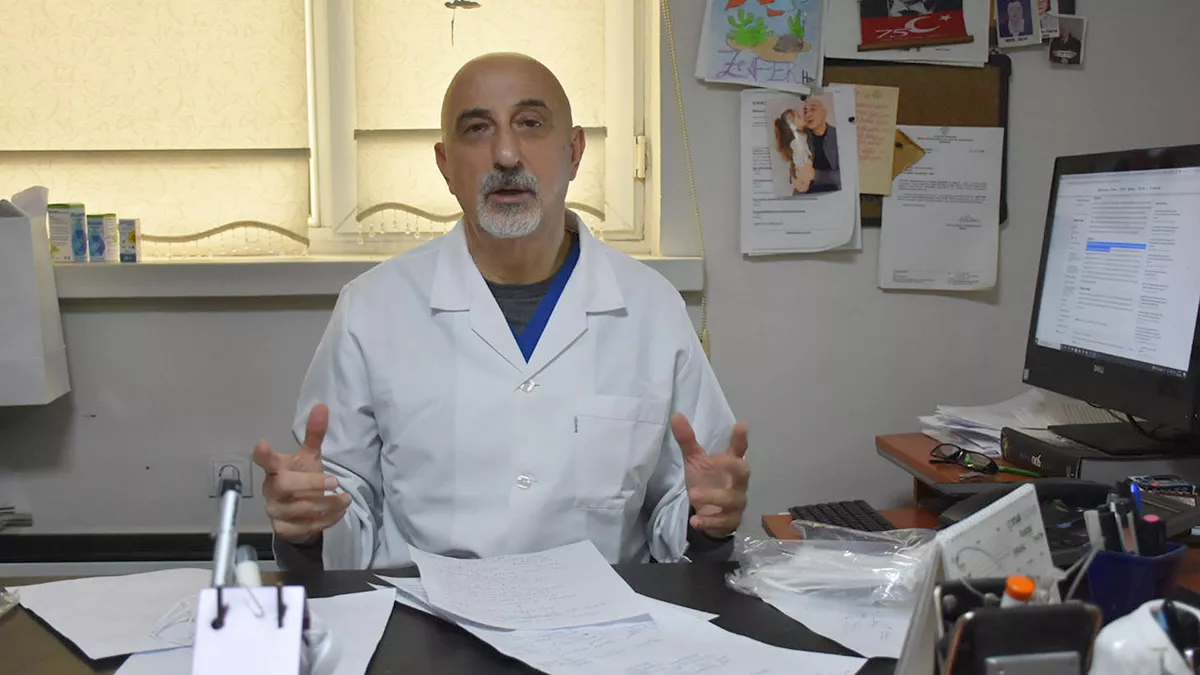 İzmir'de ege üniversitesi çocuk enfeksiyon hastalıkları ana bilim dalı başkanı prof. Dr. Zafer kurugöl, çocuklarda grip vakalarının geçen aya göre ciddi oranda arttığını belirtti.