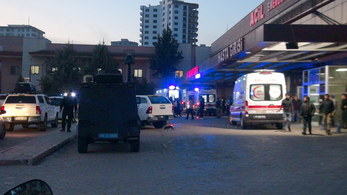 Roketli saldırılar sonrası sınır hattında tedbirler arttı