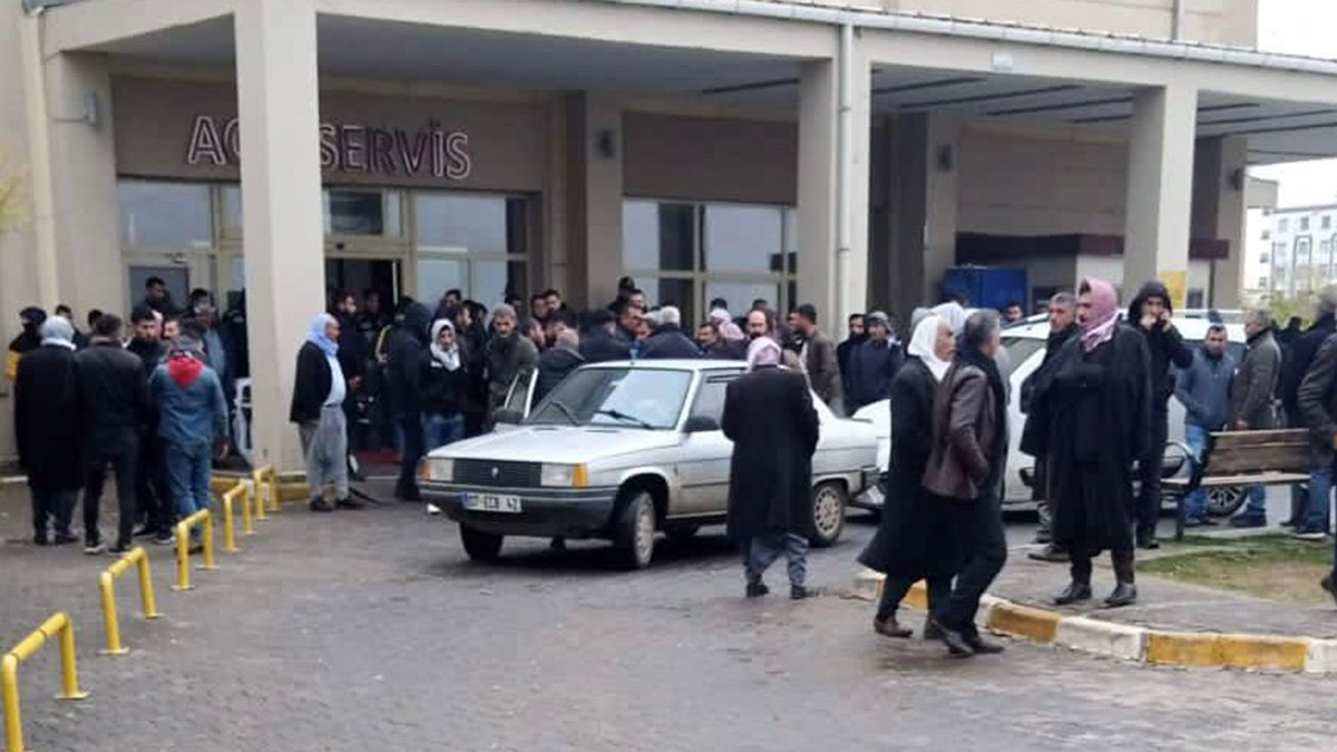 Şanlıurfa'da sokak ortasında silahlı kavga