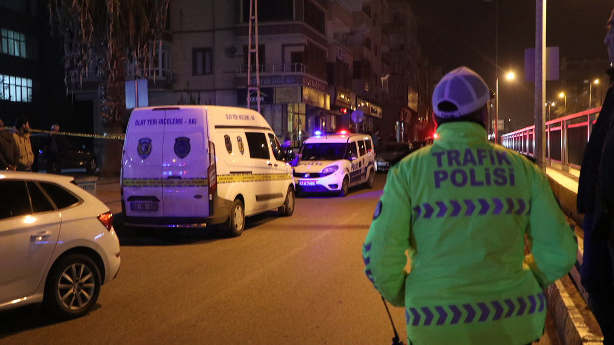 Şanlıurfa'da uyuşturucu satıcıları polise ateş açtı