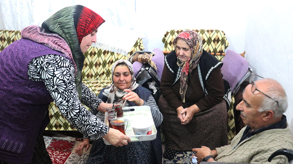 Şiddet uygulayan eşini öldürüp beraat eden Fatma, "Oğlum adalet okuyor. Kızım doktor veya öğretmen olmak istiyor. Çocuklarımla huzurlu bir ömür diliyorum" dedi.
